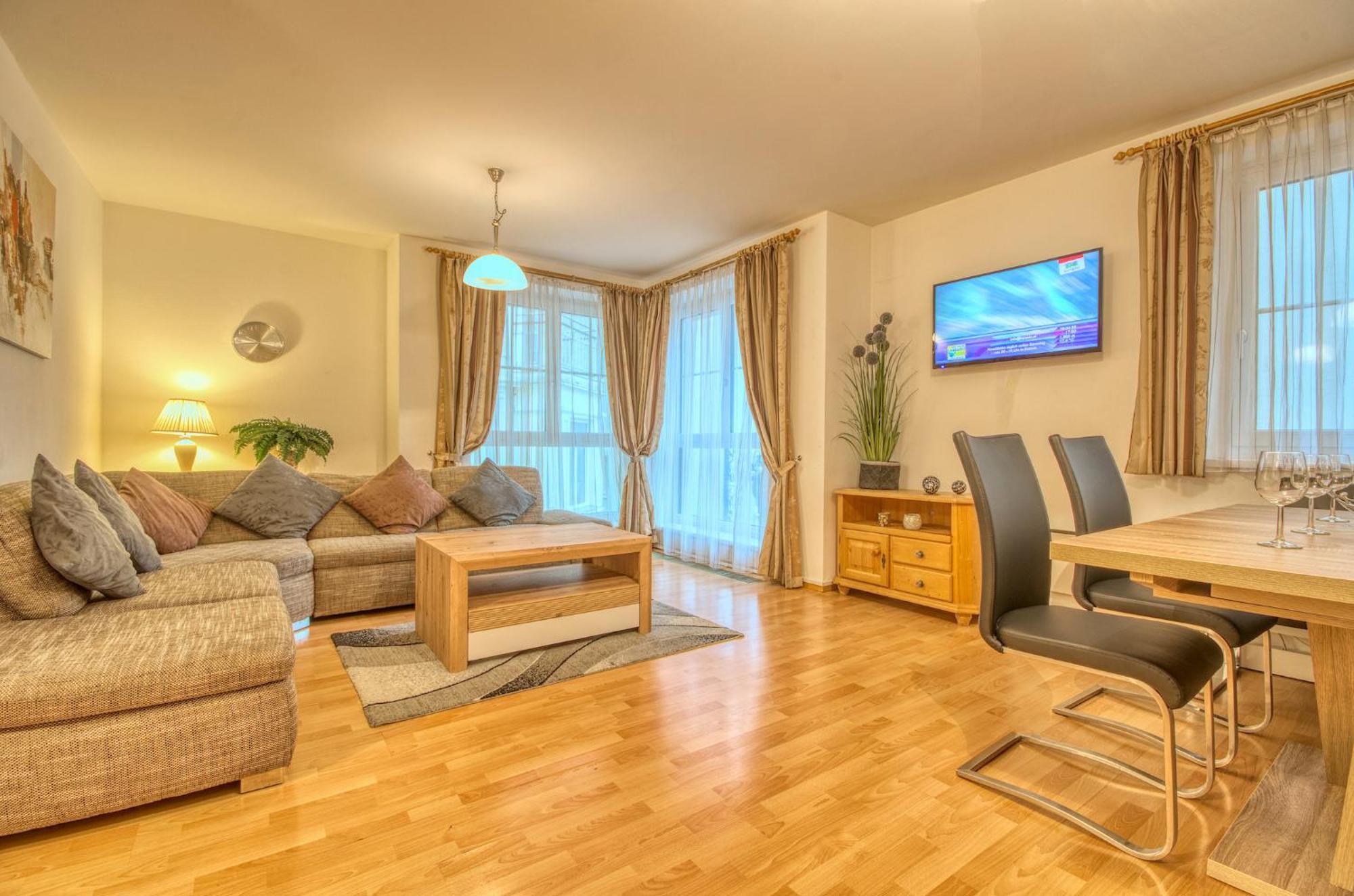Zeller City Apt Aydin - By Alpen Apartments ツェル アム ゼー エクステリア 写真