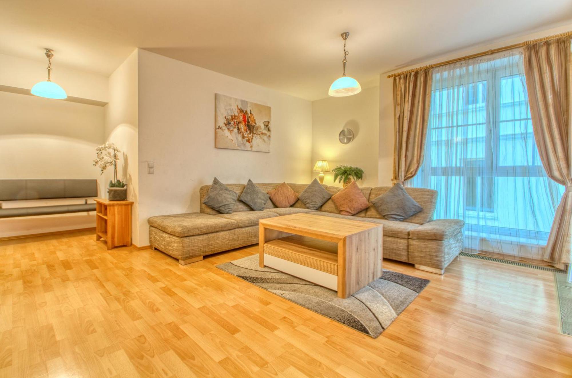 Zeller City Apt Aydin - By Alpen Apartments ツェル アム ゼー エクステリア 写真
